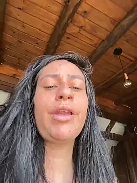 Geovana blan online show from 23, 4, 2026