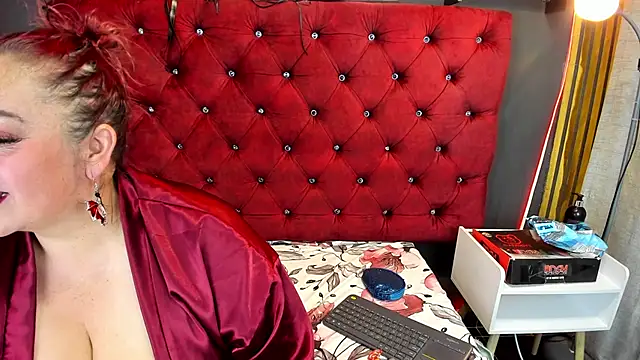 Sarah  Moonx online show from 30, 4, 2026
