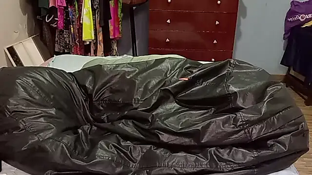 Ruiva40tona online show from 18, 4, 2026