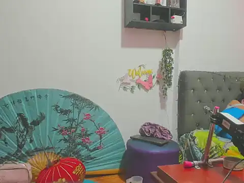 Sexy liz 1 online show from 30, 3, 2026