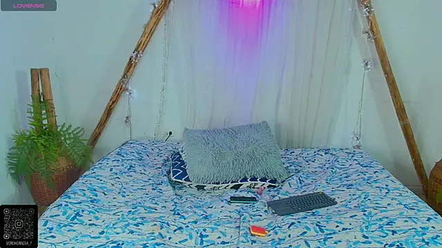 marianafoxx  online show from 3, 4, 2026