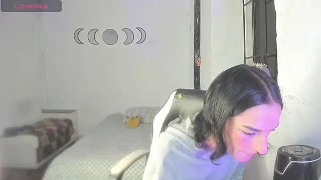 marianafoxx  online show from 13, 4, 2026