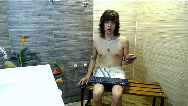 Snapshot of Erick_Ferrer chatting on 24, 4, 2026 Erick Ferrer online show from 24, 4, 2026