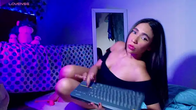 Snapshot of Angels66v chatting on 25, 4, 2026 Angels66v online show from 25, 4, 2026