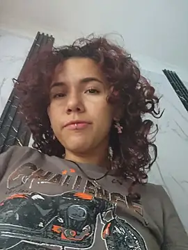 Isabella Stark online show from 5, 4, 2026