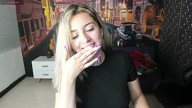 Tamaraa velez online show from 17, 4, 2026