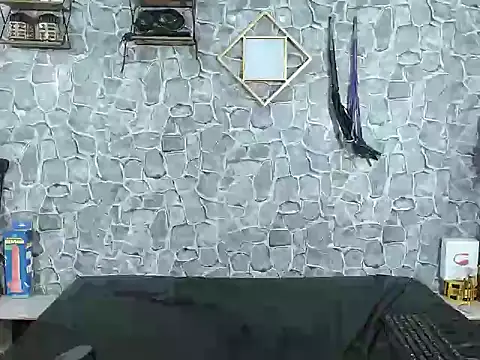 Romi scott online show from 5, 4, 2026