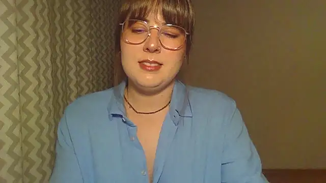 Snapshot of ClaraHard chatting on 7, 6, 2026 ClaraHard online show from 7, 6, 2026