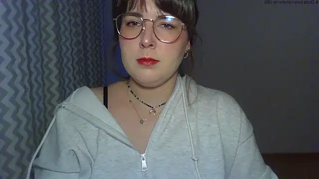 Snapshot of ClaraHard chatting on 11, 5, 2026 ClaraHard online show from 11, 5, 2026