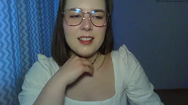 Snapshot of ClaraHard chatting on 10, 5, 2026 ClaraHard online show from 10, 5, 2026