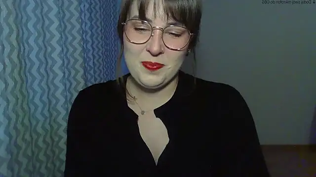 Snapshot of ClaraHard chatting on 18, 5, 2026 ClaraHard online show from 18, 5, 2026