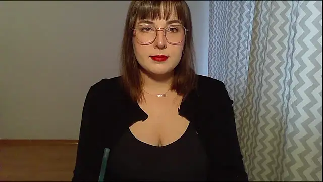 Snapshot of ClaraHard chatting on 15, 6, 2026 ClaraHard online show from 15, 6, 2026