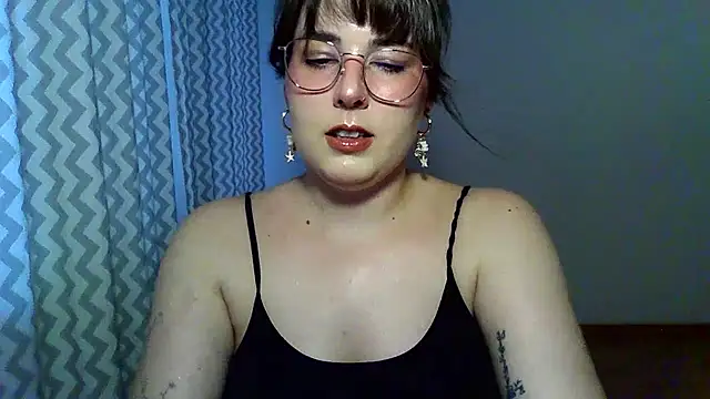 Snapshot of ClaraHard chatting on 29, 6, 2026 ClaraHard online show from 29, 6, 2026