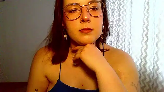 Snapshot of ClaraHard chatting on 2, 7, 2026 ClaraHard online show from 2, 7, 2026