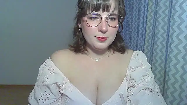 Snapshot of ClaraHard chatting on 16, 6, 2026 ClaraHard online show from 16, 6, 2026