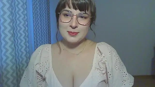 Snapshot of ClaraHard chatting on 10, 6, 2026 ClaraHard online show from 10, 6, 2026