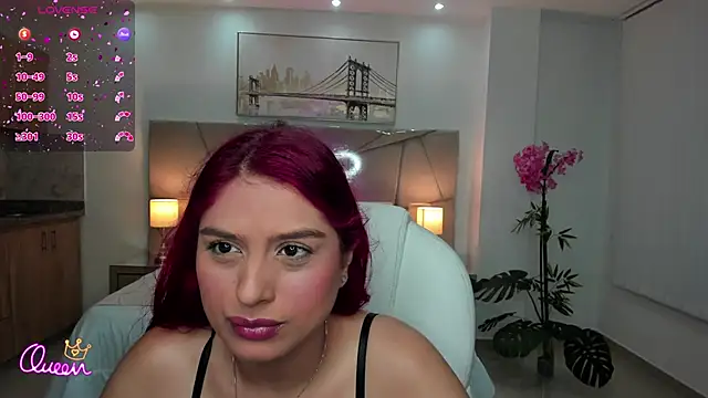 Raven-reyess online show from 23, 4, 2026