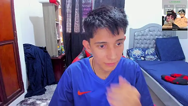 Snapshot of gomitaboy1 chatting on 15, 5, 2026 gomitaboy1 online show from 15, 5, 2026