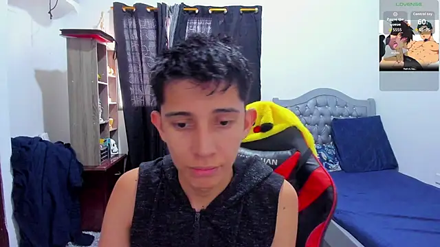 Snapshot of gomitaboy1 chatting on 14, 5, 2026 gomitaboy1 online show from 14, 5, 2026
