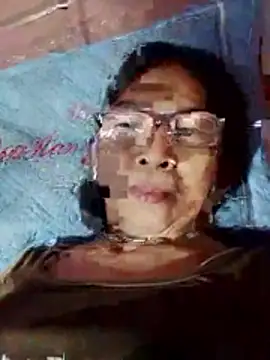 Snapshot of Sky-rain98 chatting on 13, 5, 2026 Sky-rain98 online show from 13, 5, 2026