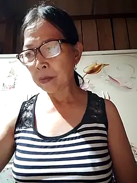 Snapshot of Sky-rain98 chatting on 27, 5, 2026 Sky-rain98 online show from 27, 5, 2026