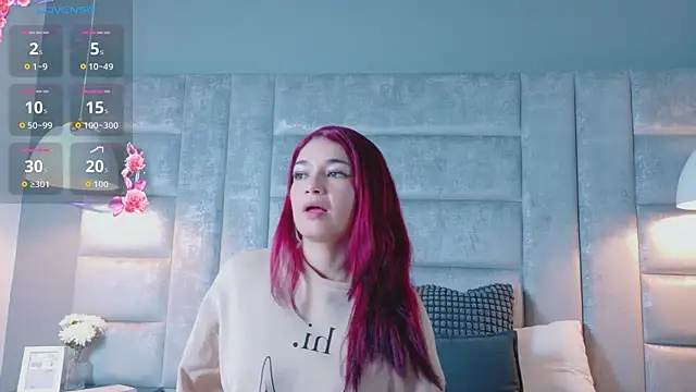 PaulaVegaa online show from 11, 4, 2026