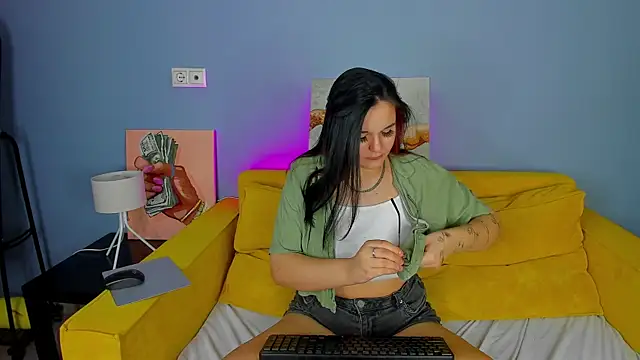 Sara Spans online show from 7, 3, 2026