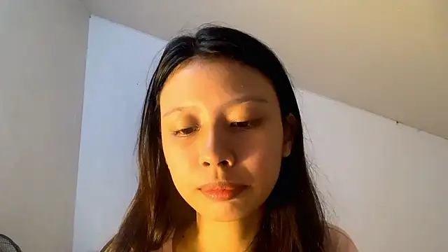 HenrietteRoses online show from 7, 3, 2026