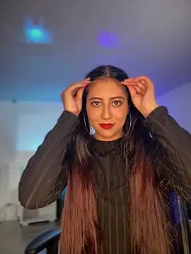 Lunaliaa  online show from 17, 3, 2026