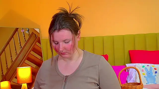 MelodyMoores online show from 4, 4, 2026