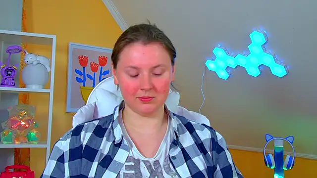 MelodyMoores online show from 15, 4, 2026