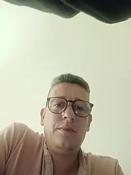 Snapshot of minibt chatting on 23, 6, 2026 minibt online show from 23, 6, 2026