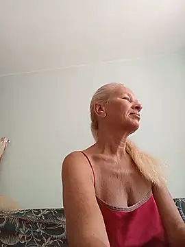 Snapshot of ViktoriaSexi1 chatting on 20, 7, 2026 ViktoriaSexi1 online show from 20, 7, 2026