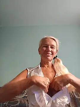 Snapshot of ViktoriaSexi1 chatting on 9, 7, 2026 ViktoriaSexi1 online show from 9, 7, 2026