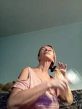 ViktoriaSexi1 online show from 24, 3, 2026