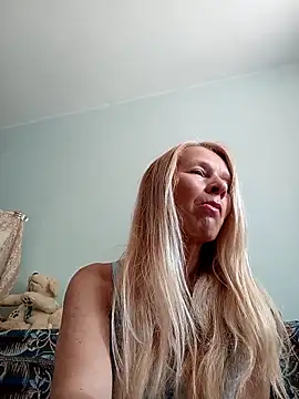 ViktoriaSexi1 online show from 7, 5, 2026