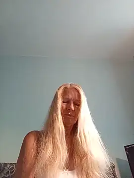 Snapshot of ViktoriaSexi1 chatting on 13, 6, 2026 ViktoriaSexi1 online show from 13, 6, 2026