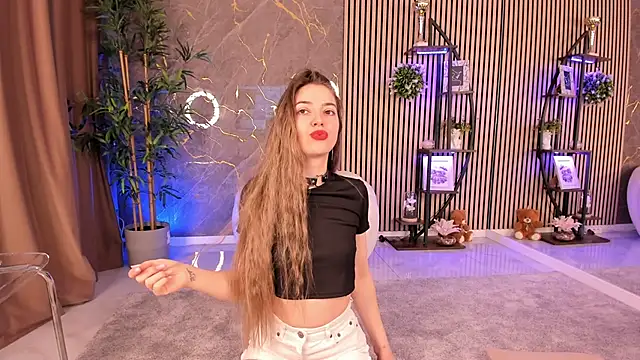 Velvet Spell online show from 27, 3, 2026