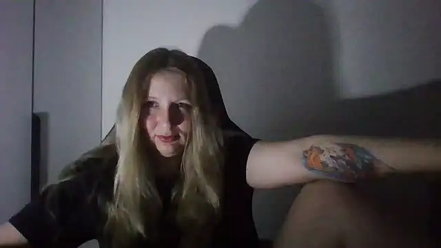 PoliHolly online show from 6, 3, 2026