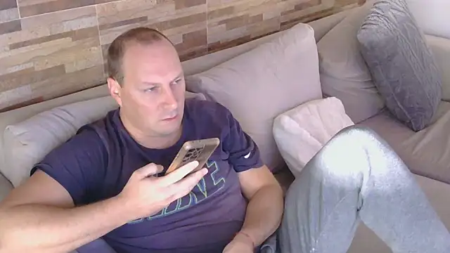 lustonfan online show from 11, 5, 2026