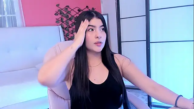 HannaLee333 online show from 2, 4, 2026