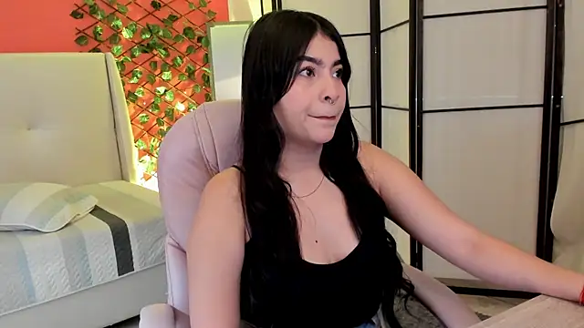 HannaLee333 online show from 22, 4, 2026