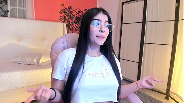 HannaLee333 online show from 27, 3, 2026