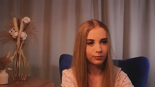 tayashy online show from 12, 4, 2026