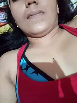 Snapshot of _siennakissez_ chatting on 19, 4, 2026 siennakissez online show from 19, 4, 2026