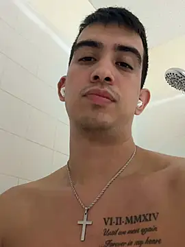 papichulo102099 online show from 6, 3, 2026