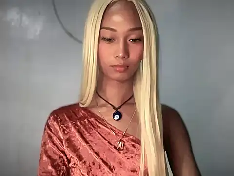 Sunkissed seductress online show from 26, 3, 2026