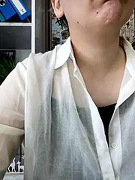 Emi hot1 online show from 14, 3, 2026