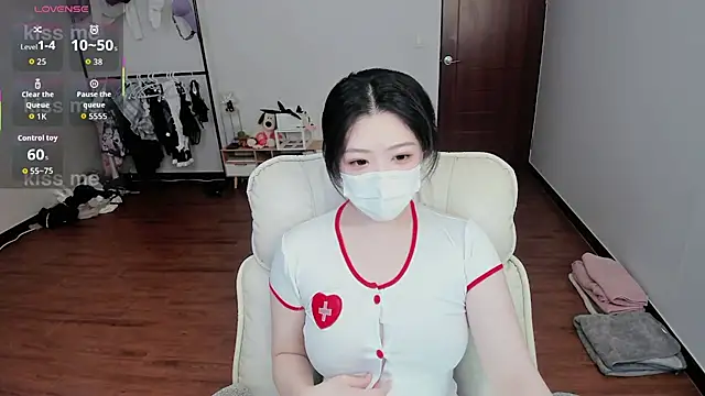 myomyo  online show from 10, 4, 2026