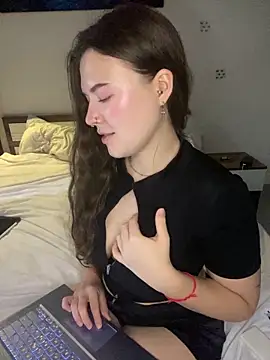 KristieKitty online show from 22, 4, 2026